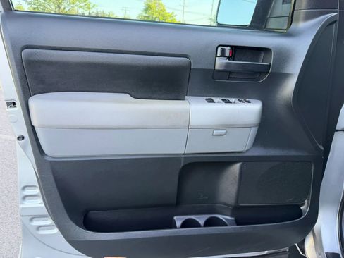 Used 2007 Toyota Tundra SR5 AWD/4WD image 10