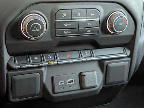 Used 2024 Chevrolet Silverado 1500 W/T w/ WT Convenience Package AWD/4WD image 17