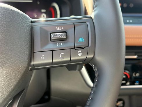 New 2026 Nissan Rogue Platinum image 17