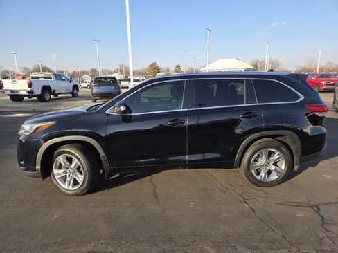Used 2018 Toyota Highlander Limited image 25