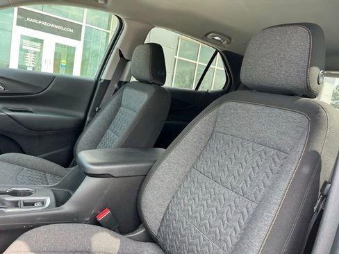 Used 2023 Chevrolet Equinox LT w/ Driver Convenience Package AWD/4WD image 12