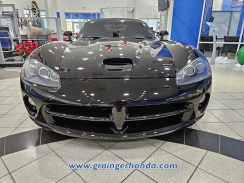 Used 2005 Dodge Viper SRT-10 image 8