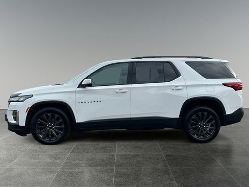 Used 2023 Chevrolet Traverse RS image 4