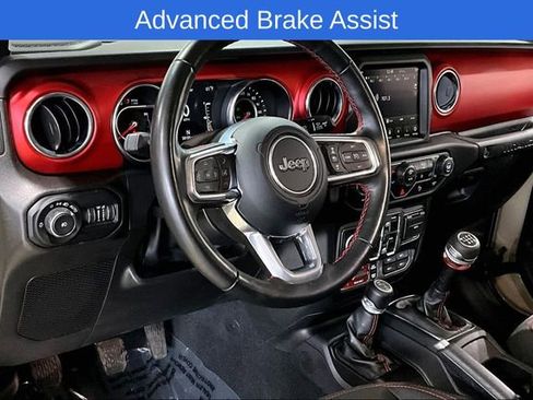 Used 2022 Jeep Wrangler Unlimited Rubicon w/ Safety Group image 19