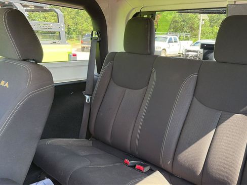 Used 2015 Jeep Wrangler Sahara w/ Connectivity Group AWD/4WD image 7