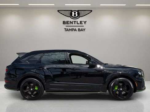 Used 2025 Bentley Bentayga AWD/4WD image 9