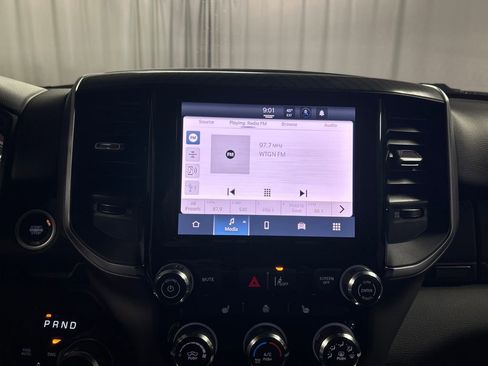 New 2026 RAM 1500 4x4 Crew Cab image 15