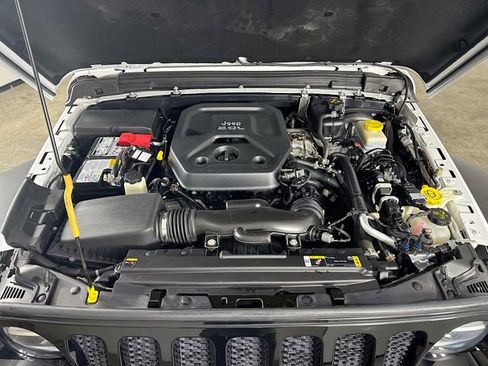 Used 2021 Jeep Wrangler Unlimited Sport AWD/4WD image 35