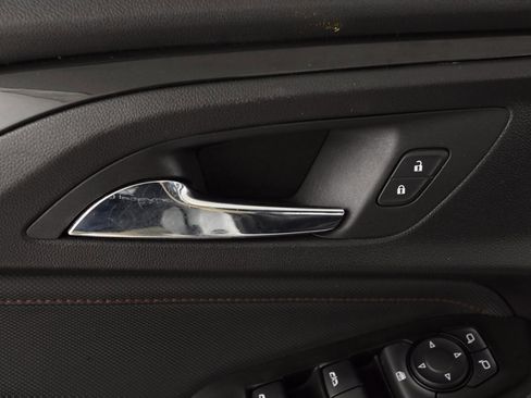 Used 2021 Chevrolet TrailBlazer RS w/ Technology Package image 16