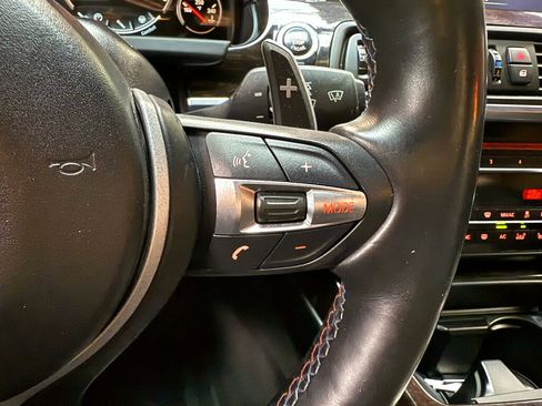 Used 2015 BMW M6 Convertible RWD image 21