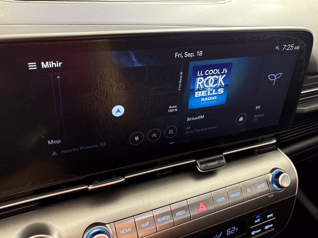 Used 2025 Hyundai Kona SEL FWD image 32