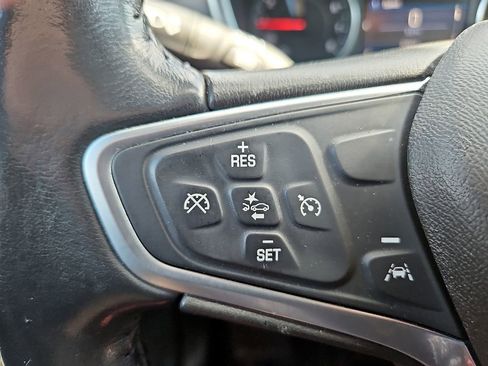 Used 2021 Chevrolet Equinox LT image 22