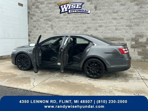 Used 2016 Ford Taurus Limited w/ Driver Assist Package AWD/4WD image 14