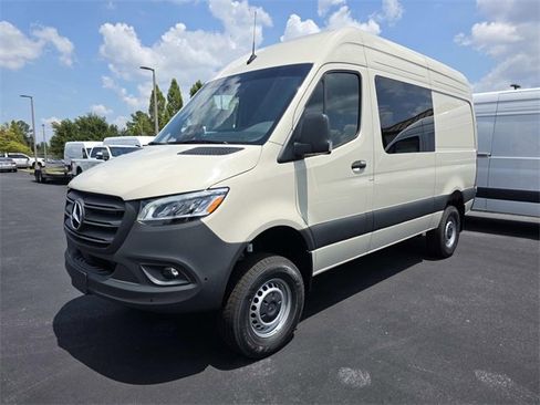 New 2025 Mercedes-Benz Sprinter 2500 image 2