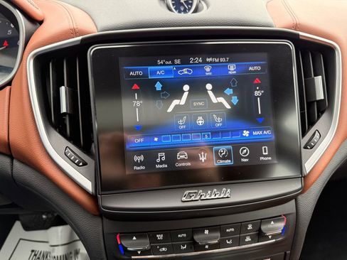 Used 2020 Maserati Ghibli RWD image 15