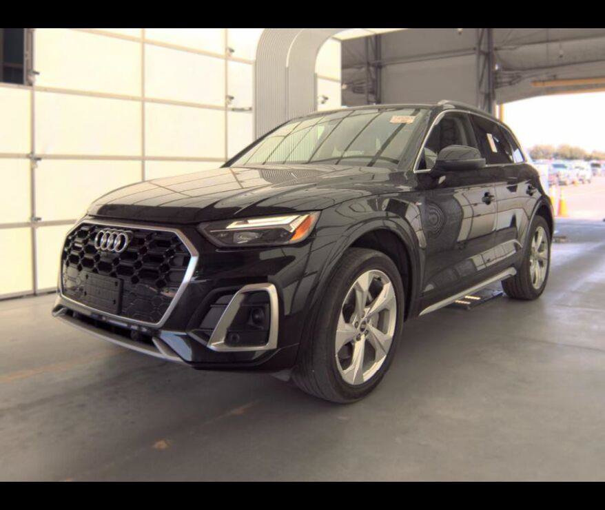 Used 2022 Audi Q5 2.0T Premium Plus AWD/4WD image 2