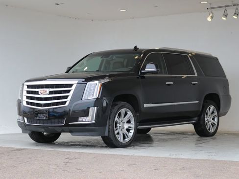 Used 2015 Cadillac Escalade ESV Luxury image 1