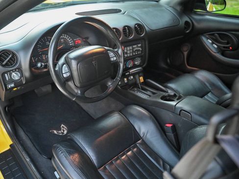 Used 2002 Pontiac Firebird Trans Am RWD image 79