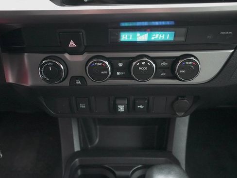 Certified 2022 Toyota Tacoma SR5 image 32