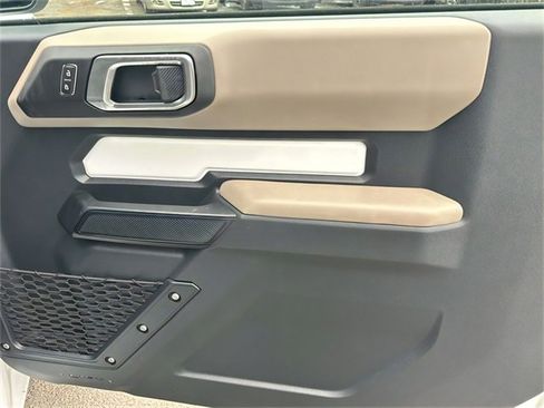 Used 2023 Ford Bronco Big Bend image 26