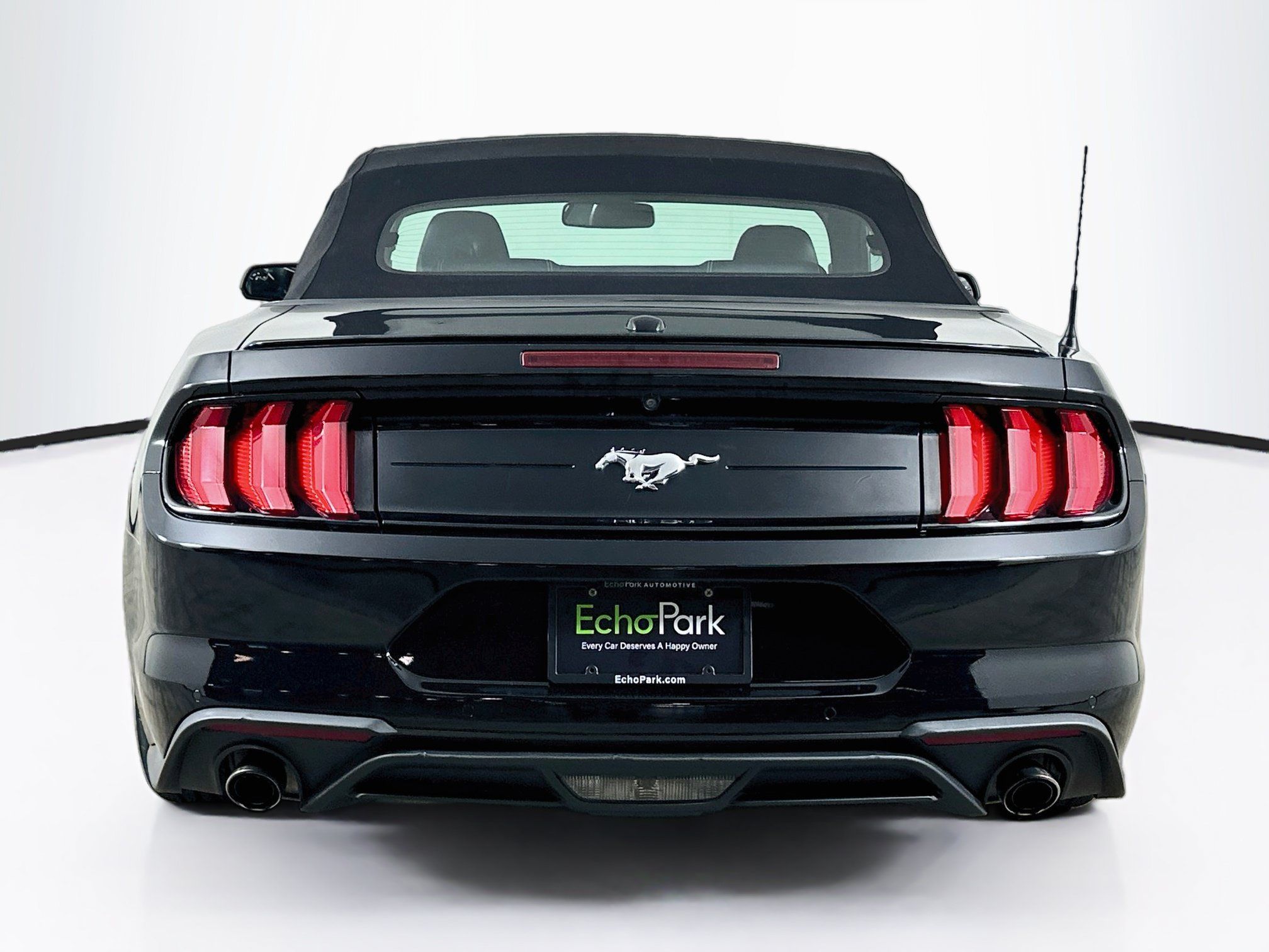 Used 2018 Ford Mustang Premium w/ Equipment Group 201A RWD image 7