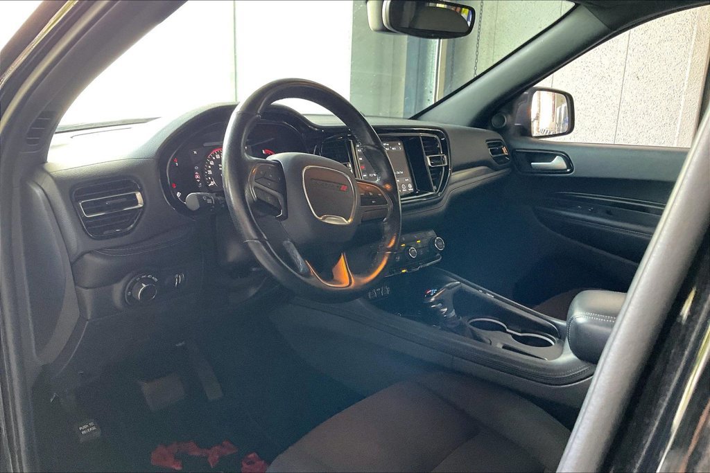 Used 2023 Dodge Durango SXT RWD image 4