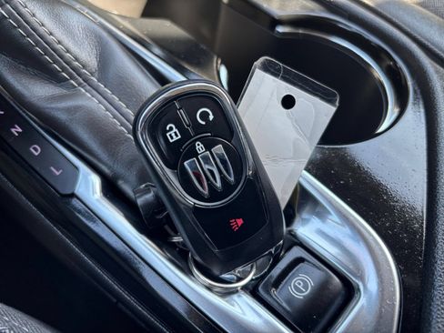 Used 2025 Buick Encore GX Preferred FWD image 24