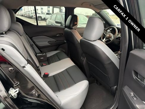 Used 2023 Nissan Kicks SR w/ SR Premium Package FWD image 8