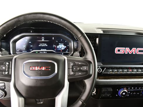 Used 2025 GMC Sierra 1500 Elevation w/ Elevation Premium Package AWD/4WD image 19