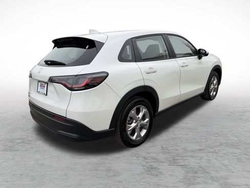 Used 2024 Honda HR-V LX image 6