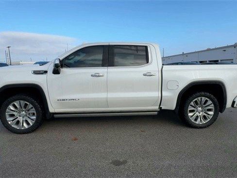 Used 2022 GMC Sierra 1500 Denali w/ Denali Premium Package image 6