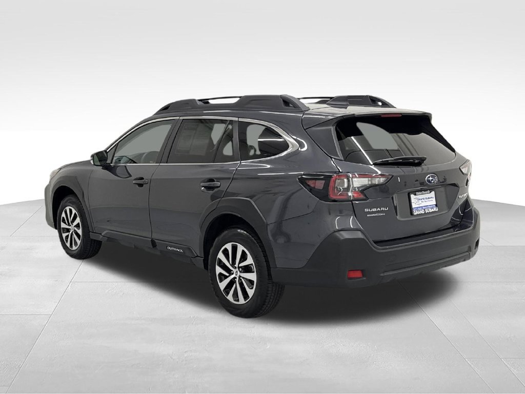 Certified 2024 Subaru Outback Premium AWD/4WD image 6