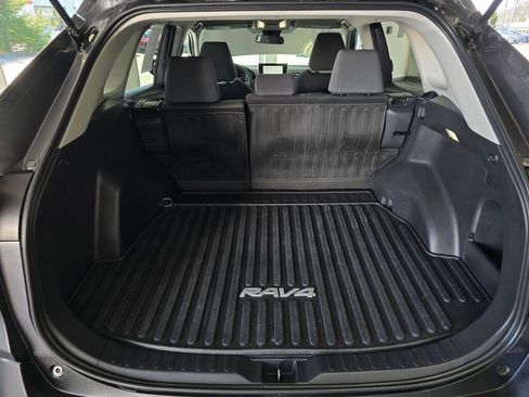 Used 2024 Toyota RAV4 XLE image 15