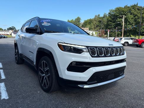 Certified 2025 Jeep Compass Limited w/ Elite Group AWD/4WD image 5