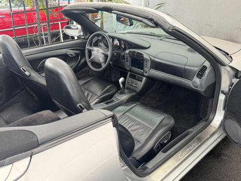 Used 1999 Porsche 911 Cabriolet image 16