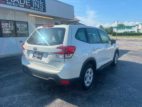 Used 2024 Subaru Forester AWD/4WD image 2