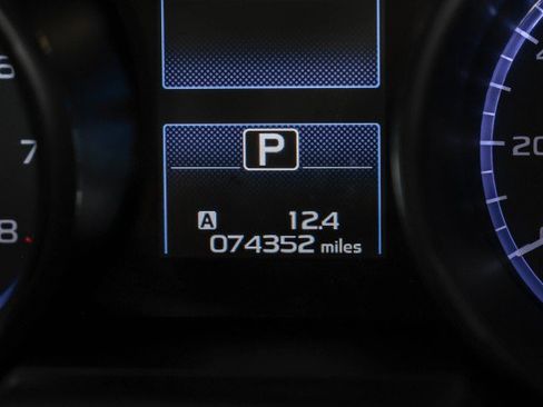Used 2016 Subaru Legacy 2.5i Premium AWD/4WD image 21