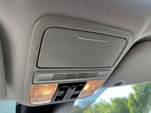 Used 2026 Honda Odyssey Elite image 35