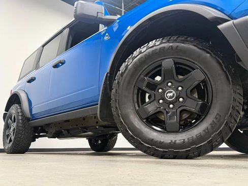 Used 2024 Ford Bronco Black Diamond AWD/4WD image 3