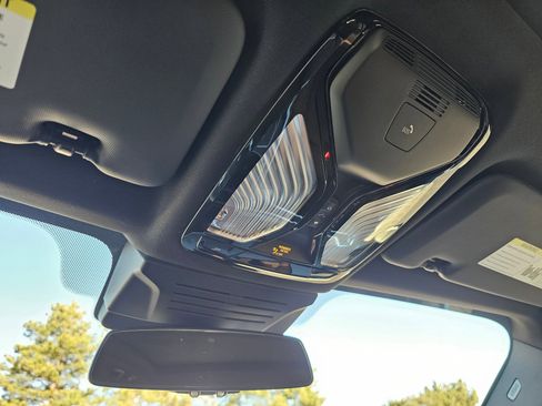 New 2026 BMW X5 xDrive50e image 27