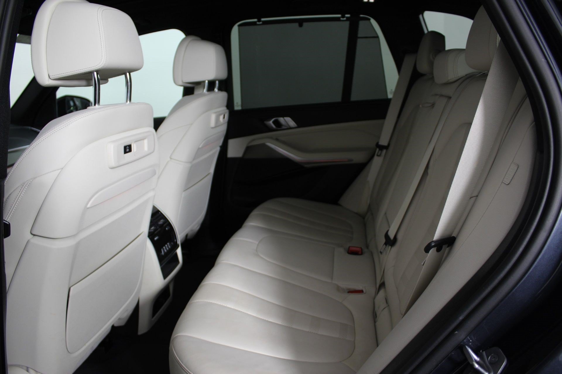 Used 2026 BMW X5 sDrive40i w/ M Sport Package RWD image 20