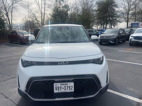 Used 2024 Kia Soul LX w/ Option Group 015 image 2