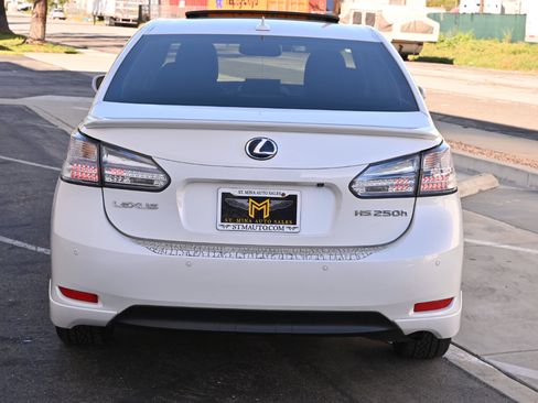Used 2010 Lexus HS 250h Premium image 5