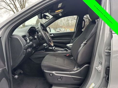 Used 2022 Dodge Durango SXT w/ Blacktop Package image 3