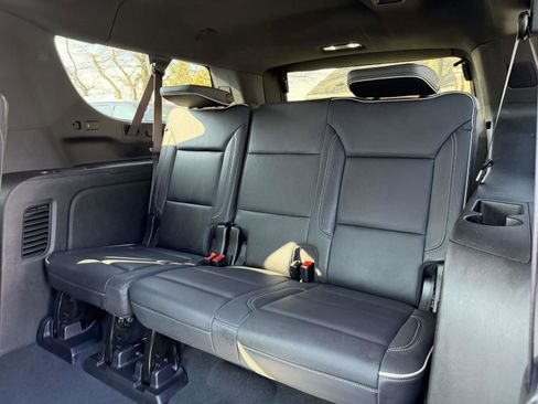 Certified 2025 Chevrolet Suburban Premier AWD/4WD image 16