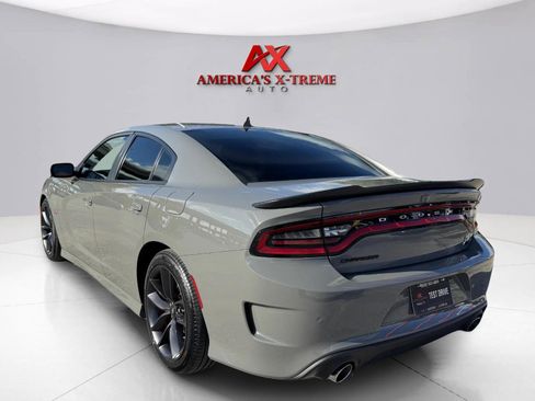 Used 2019 Dodge Charger Scat Pack w/ Plus Group RWD image 3