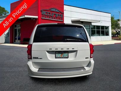 Used 2016 Dodge Grand Caravan SE w/ Quick Order Package 29E SE