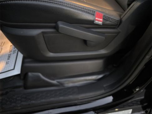 Used 2024 RAM 3500 Tradesman w/ Chrome Appearance Group image 13