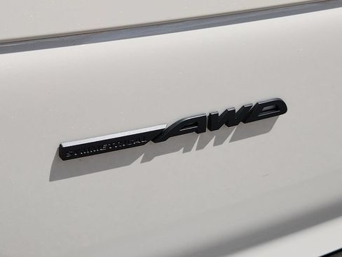 New 2026 Subaru Outback Wilderness AWD/4WD image 11