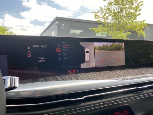 Used 2026 Cadillac Escalade V AWD/4WD image 62